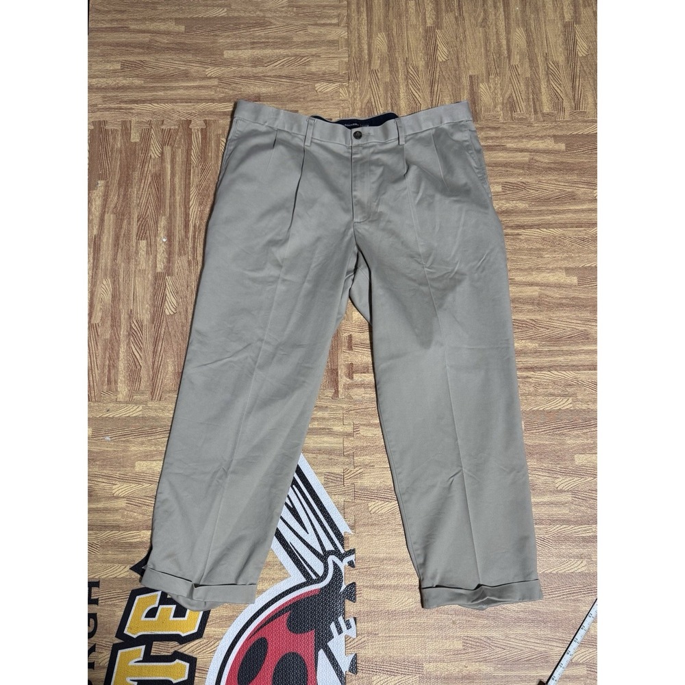 Dockers Pants Men's 40x30 Tan Relaxed Fit Comfort‎ Khaki Pleated Cuffed